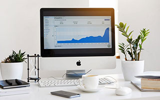 圈子不同别硬融，库追汤赛后叙旧波杰想加入，尬聊几句后悻悻离开